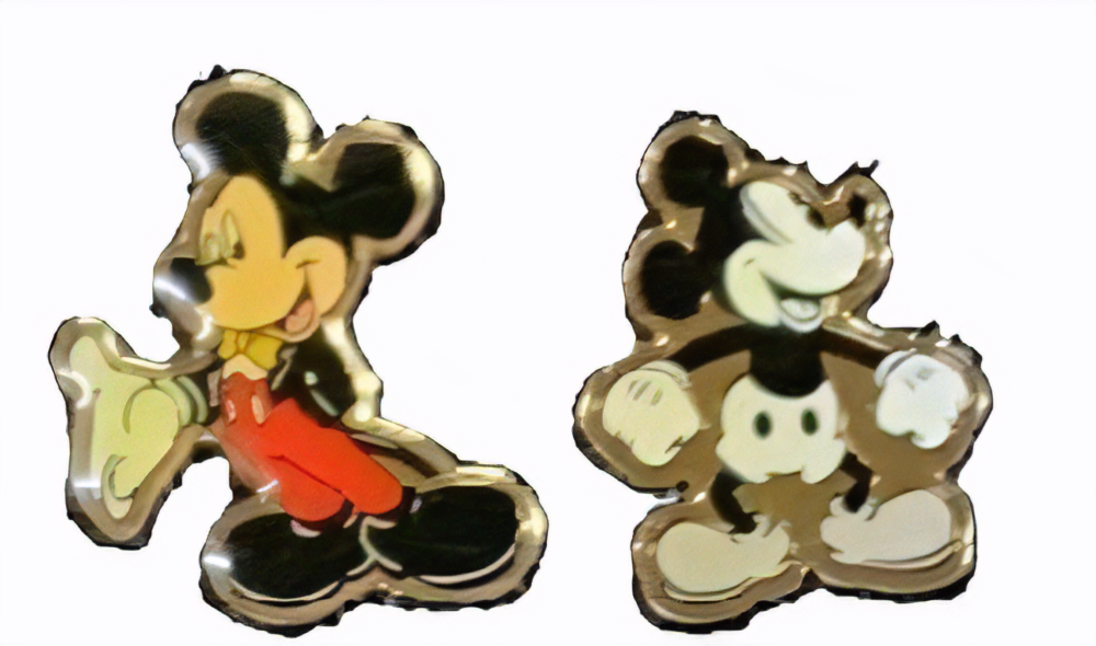 ピンバッジ　素材