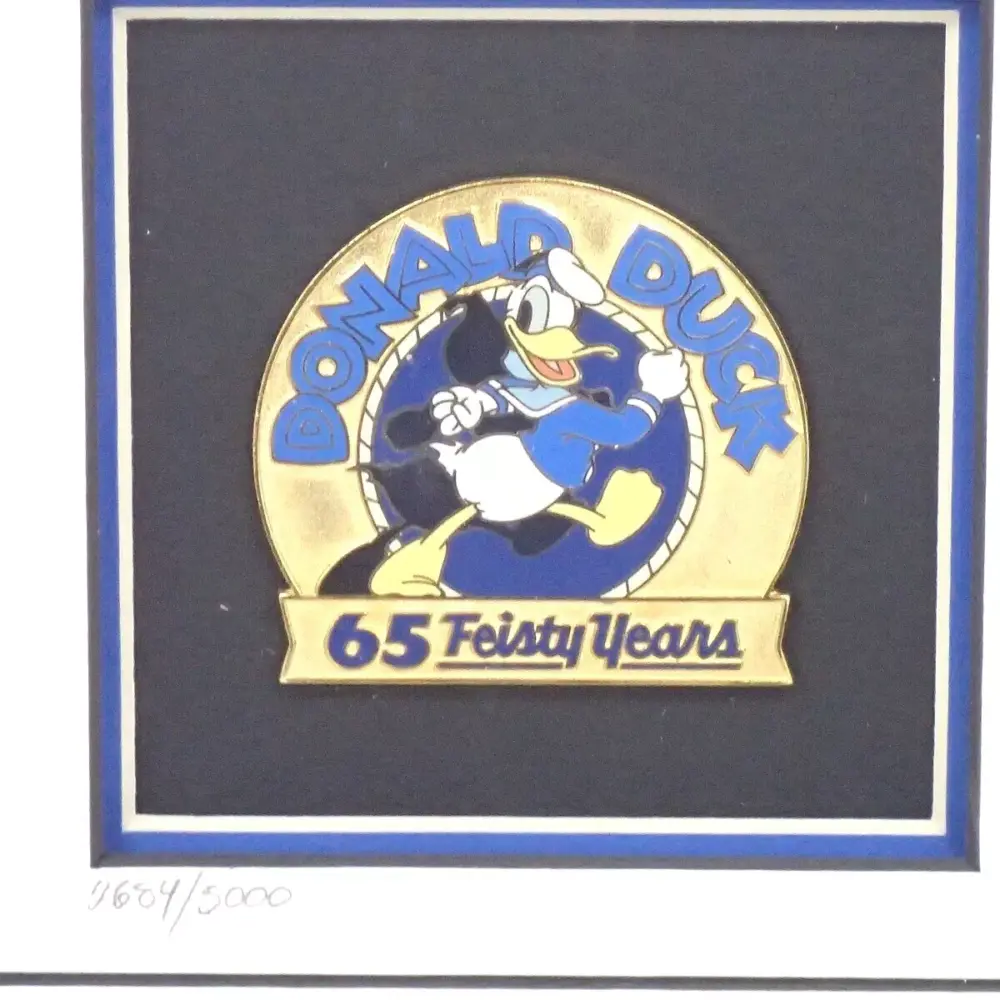 ディズニー ピンバッジ ドナルド65周年ピンバッジ ドナルドダック