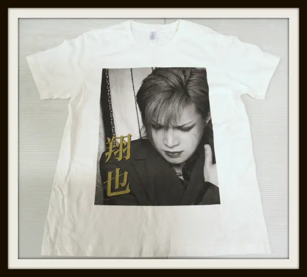 翔也 Tシャツ