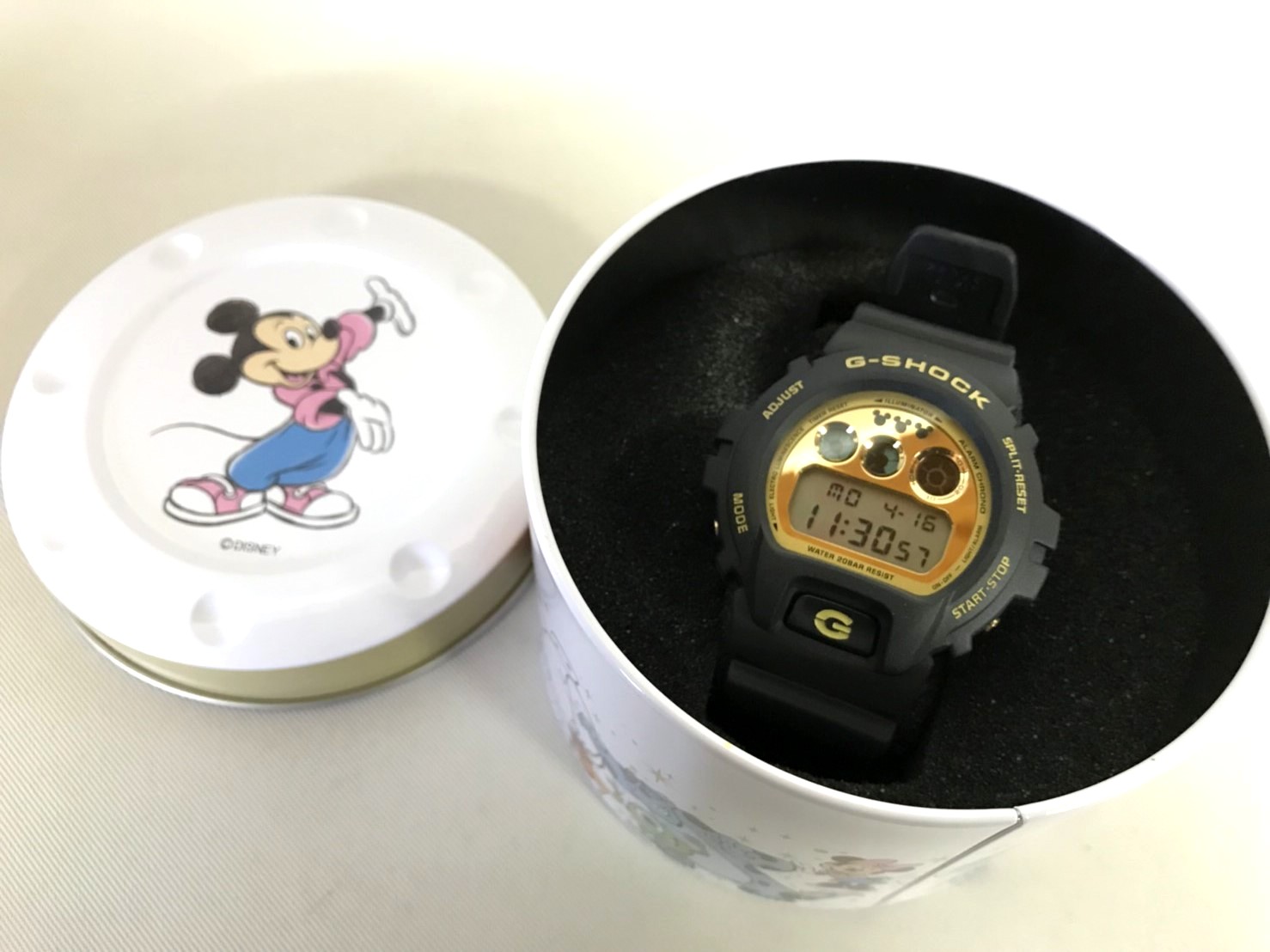ディズニー ディズニーストア ジャパン 日本 腕時計 カシオ CASIO G-SHOCK 腕時計 リストウォッチ アニバーサリー 記念 グッズ 25周年