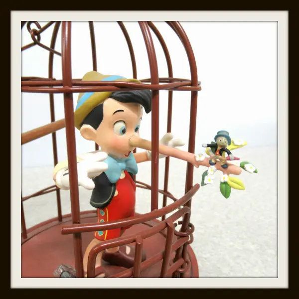 WDCC ディズニー ピノキオ I'll Never Lie Again フィギュア ウォルトデイズニークラシックコレクション ジミニー