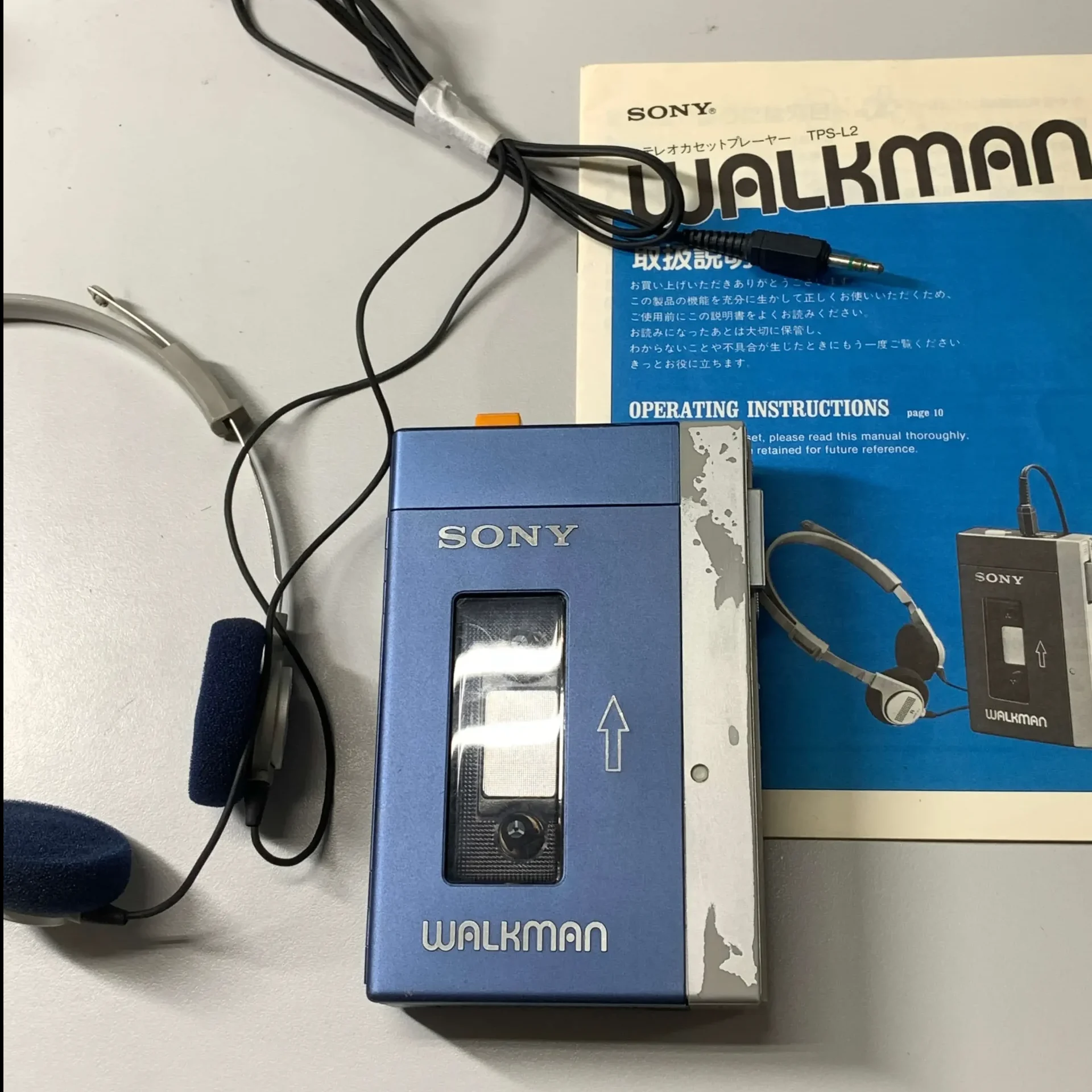 SONY TPS-L2  初代 カセットウォークマン 昭和レトロ　　ソニー