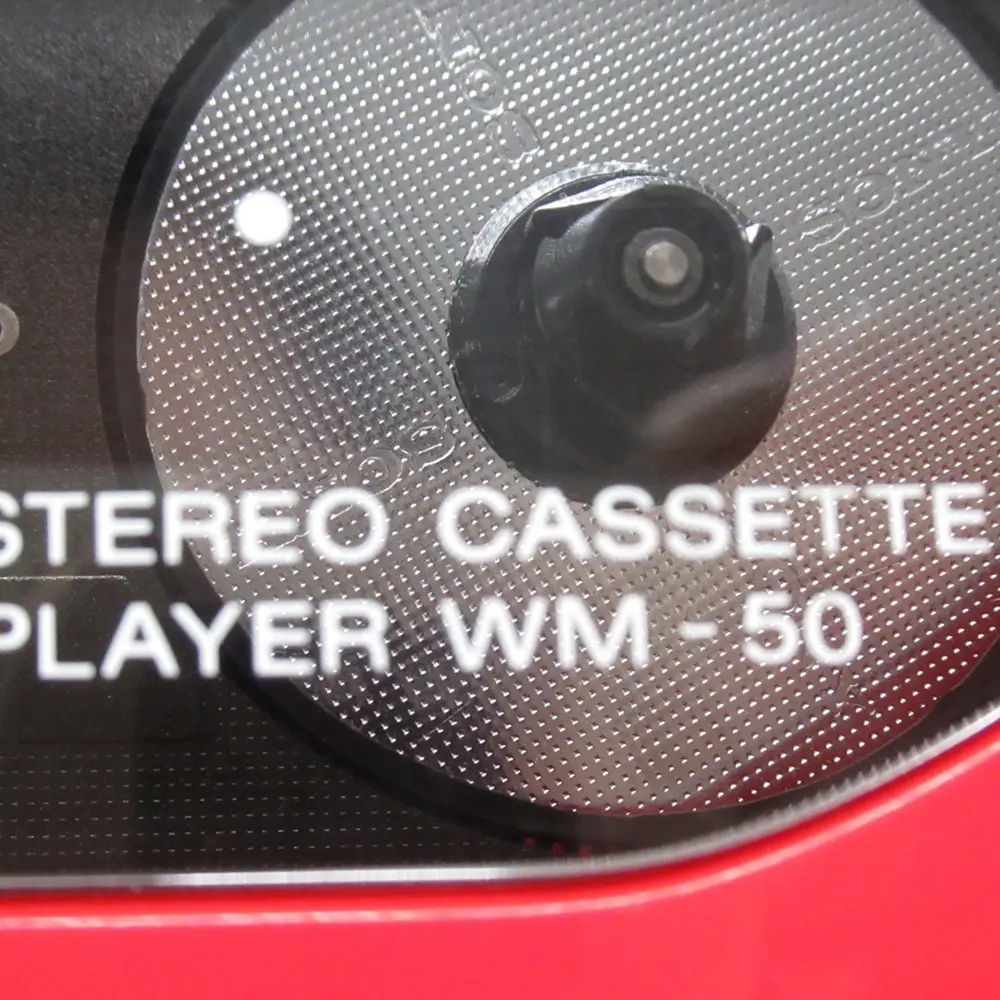 WM-50 Redを拡大した写真