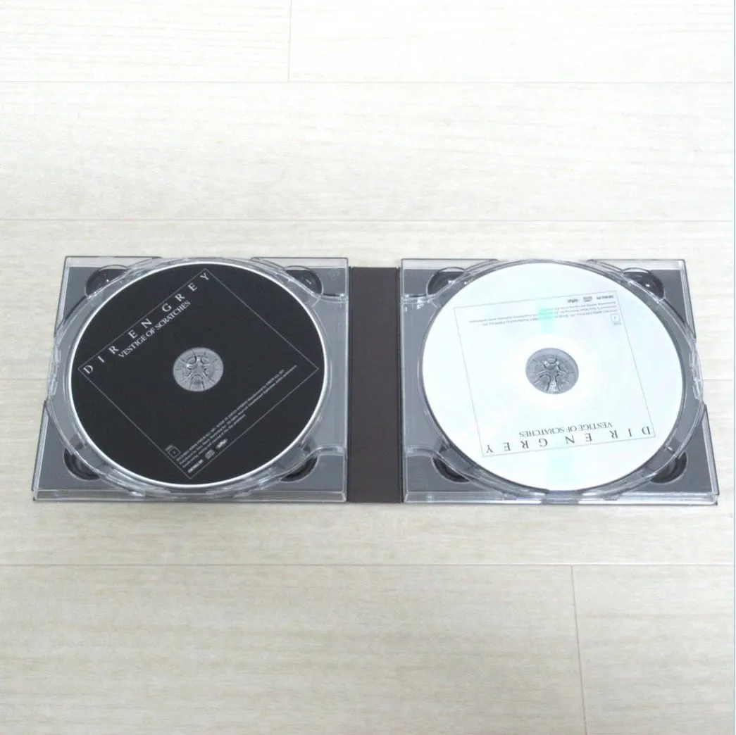 DIR EN GREY の VESTIGE OF SCRATCHES CD を初回生産限定盤東京都足立区のお客様よりお譲りいただきました！