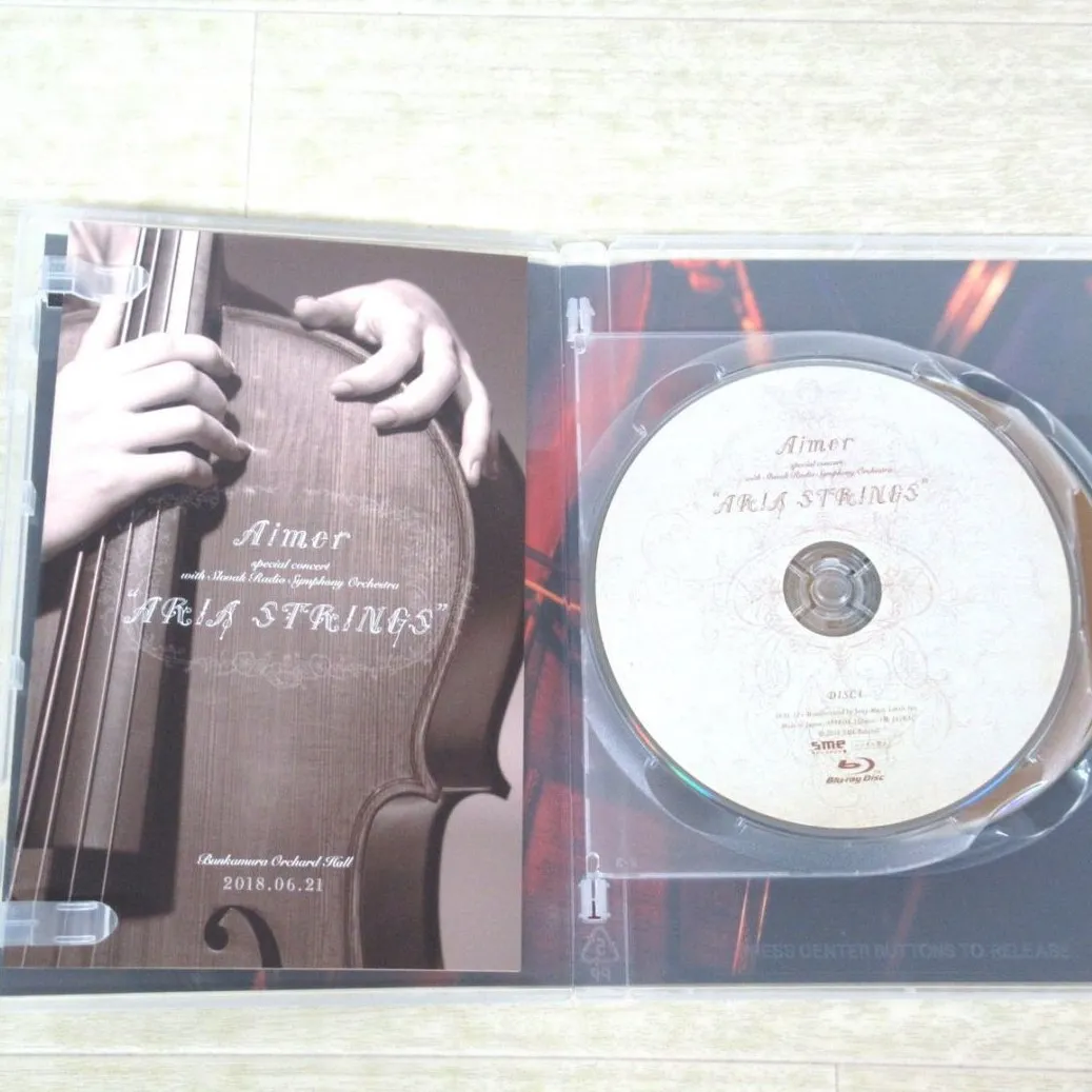Aimer Special Concert with スロヴァキア国立放送交響楽団 Blu-ray 初回盤を栃木県宇都宮市のお客様よりお譲りいただきました！