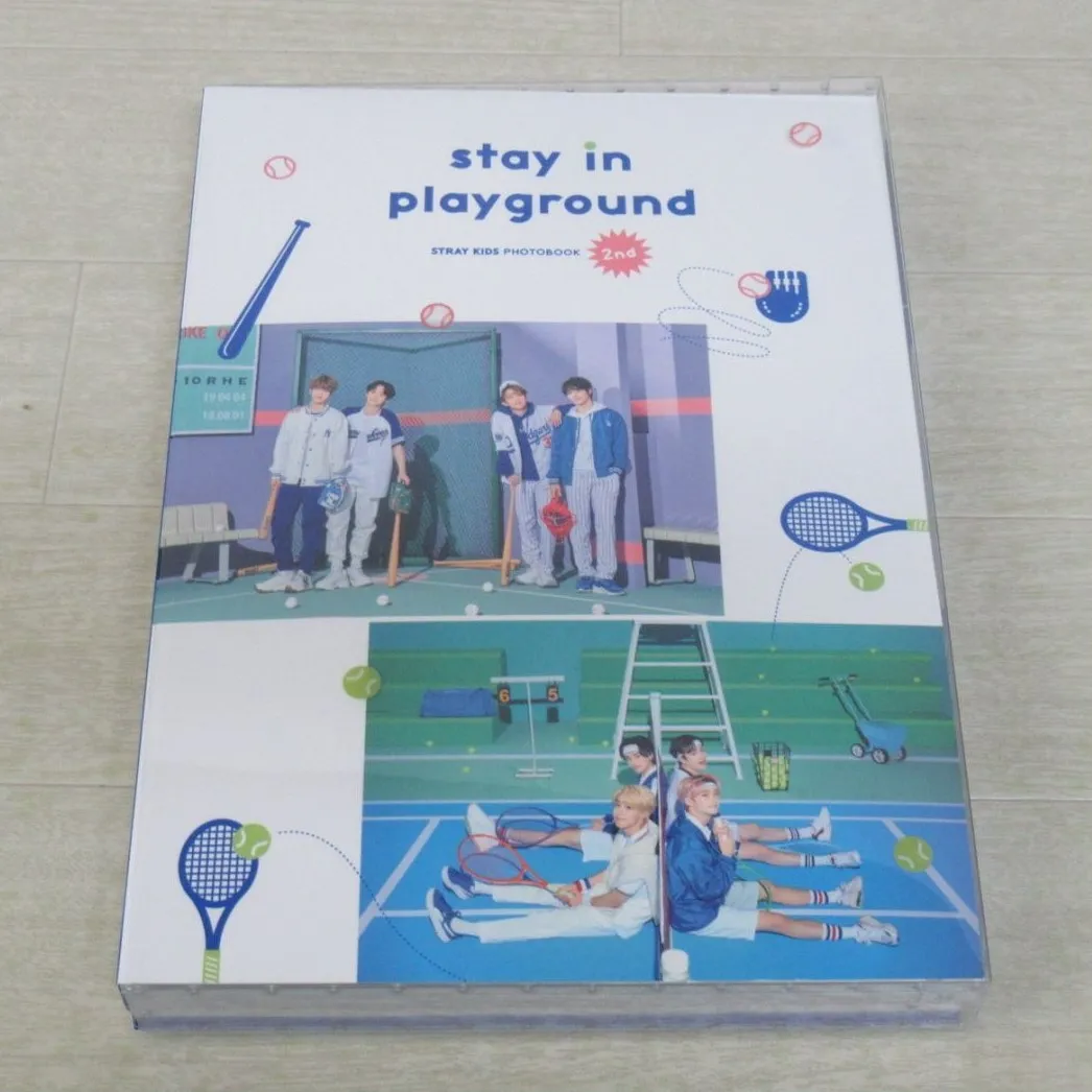 Stray Kids stay in playground photo book フォトブック 2nd 写真集を滋賀県野洲市市」のお客様よりお譲りいただきました！