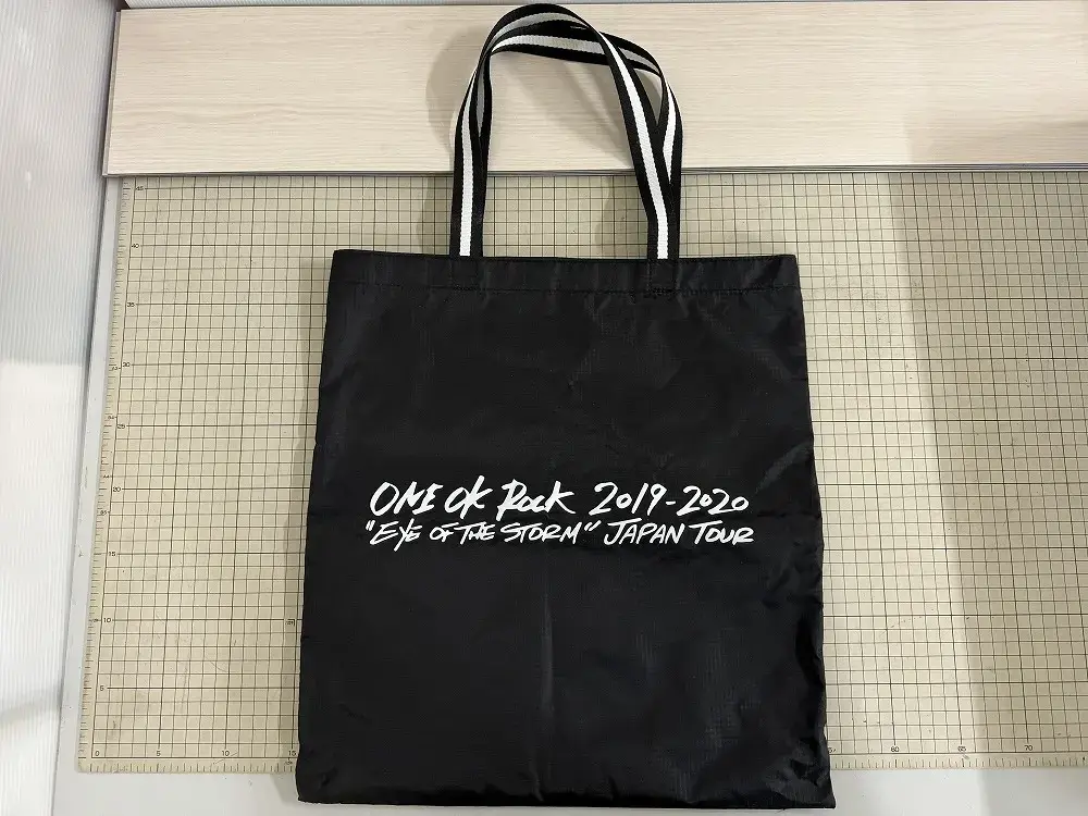 ONE OK ROCKグッズ買取事例 バッグ