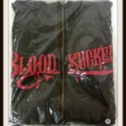 VAMPS LIVE 2014-2015 BLOOD SUCKERS パーカー
レア度★★★★★★☆☆☆☆ VAMPS LIVE 2014-2015 BLOOD SUCKERS パーカー