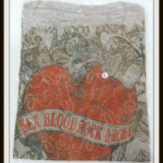 VAMPADDICT限定 Tシャツ HEART&SKULL VAMPS
レア度★★★★★☆☆☆☆☆ VAMPADDICT限定 Tシャツ HEART&SKULL