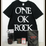 ONE OK ROCK Tシャツ ステッカー ソックス パンフレット