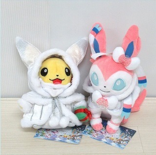 ポケモンセンター限定 ピカチュウ・ニンフィア サンタぬいぐるみ (Pokemon Frosty Christmas）