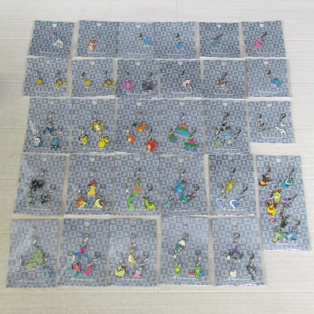 ポケモンセンター 全国ずかん メタルチャーム大量