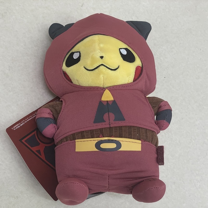 ポケモンセンター 団員ごっこ ピカチュウ ぬいぐるみを