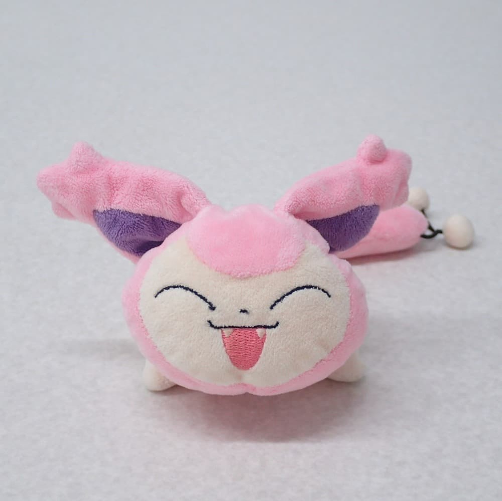 ぬいぐるみ へんしん!メタモン ニンフィア